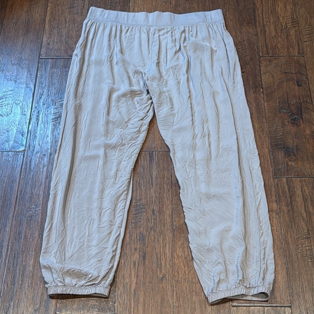 Large Victoria's Secret Gray / Light Purple Lounge Pants - Picture 2 of 8